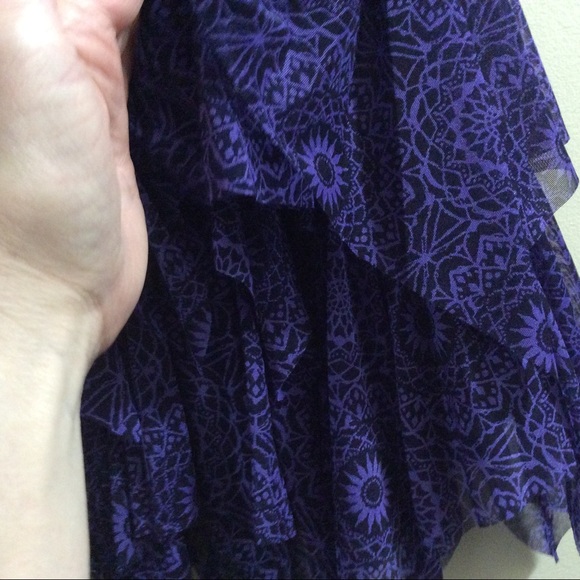 Ivivva Athletica (Lululemon) girls skirt - Picture 4 of 8